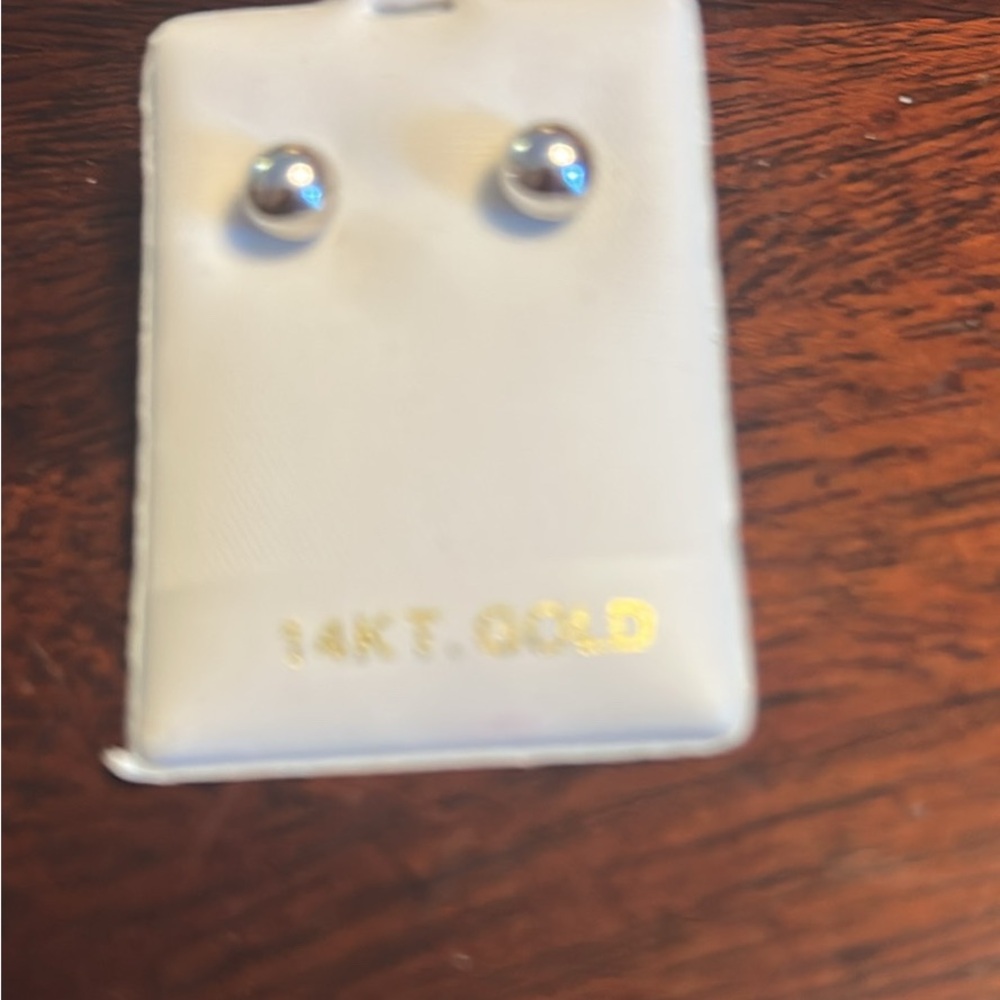 14K Gold Ball Stud Earrings